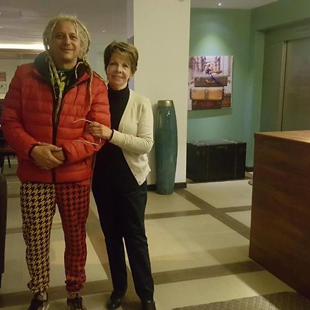 Midtown La Paz Hotel Bagian luar foto