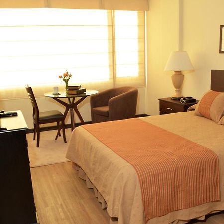 Midtown La Paz Hotel Bagian luar foto