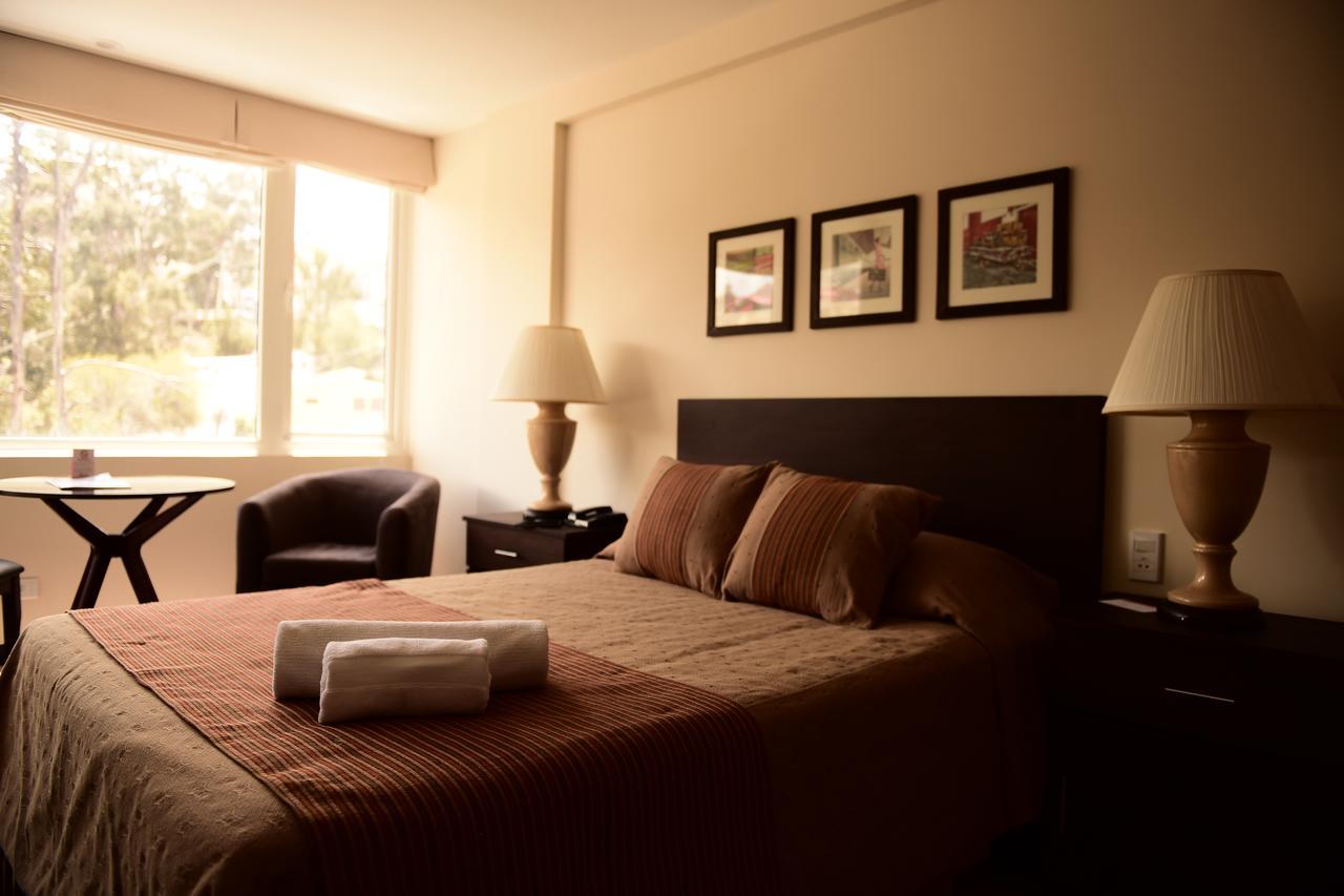 Midtown La Paz Hotel Bagian luar foto